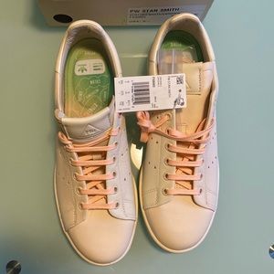 PW STAN SMITH
ECRTIN/CWHITE/CBROWN
FX8003
USA: 9.5